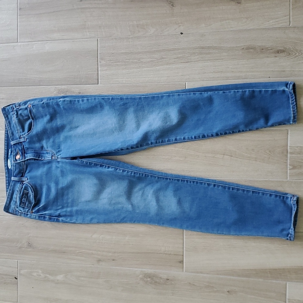 Old Navy skinny jeans size 4